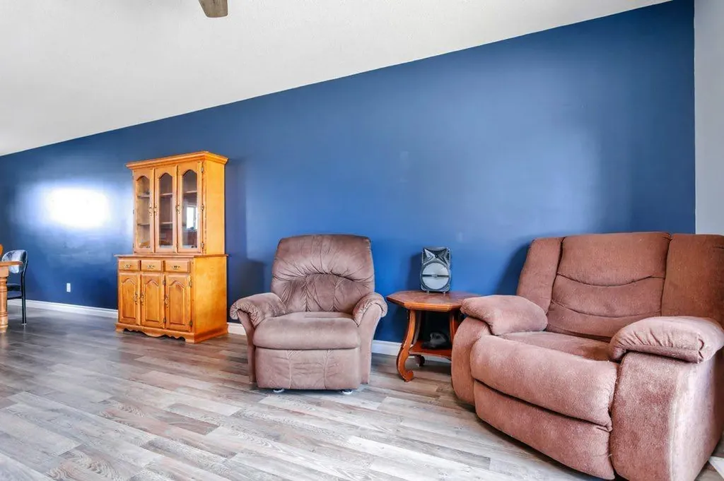 4917 Womacks Road Blackfalds AB T0M0J0