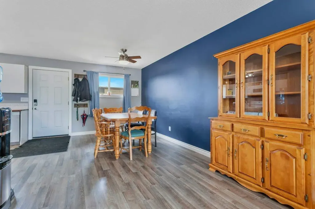 4917 Womacks Road Blackfalds AB T0M0J0