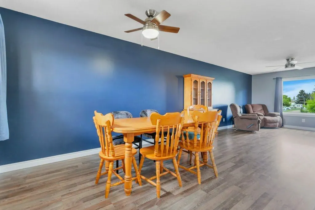 4917 Womacks Road Blackfalds AB T0M0J0