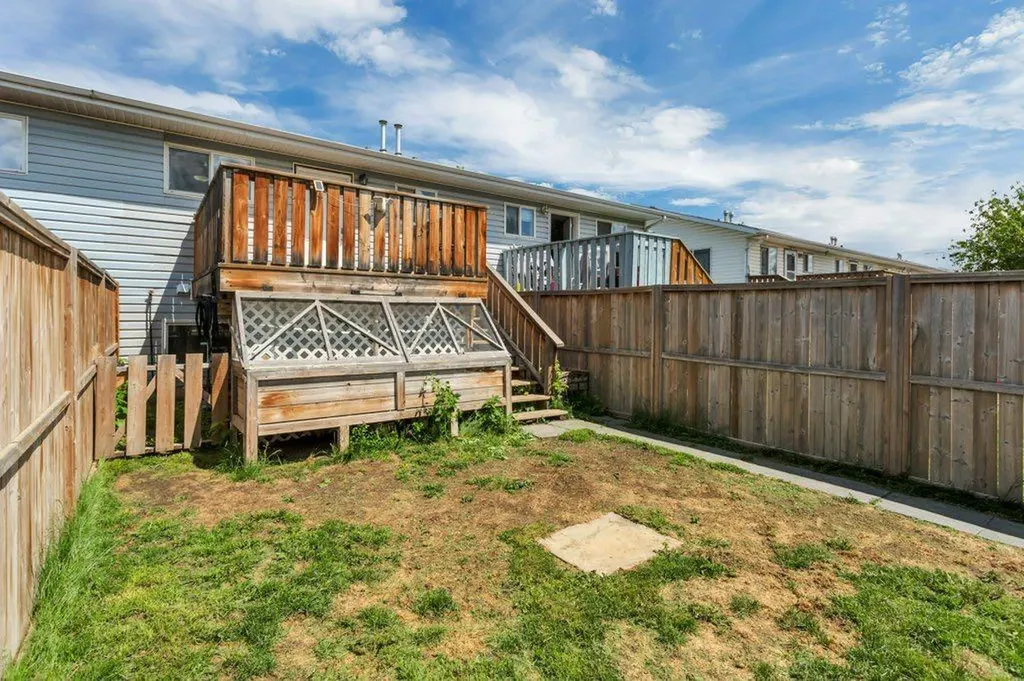 4917 Womacks Road Blackfalds AB T0M0J0