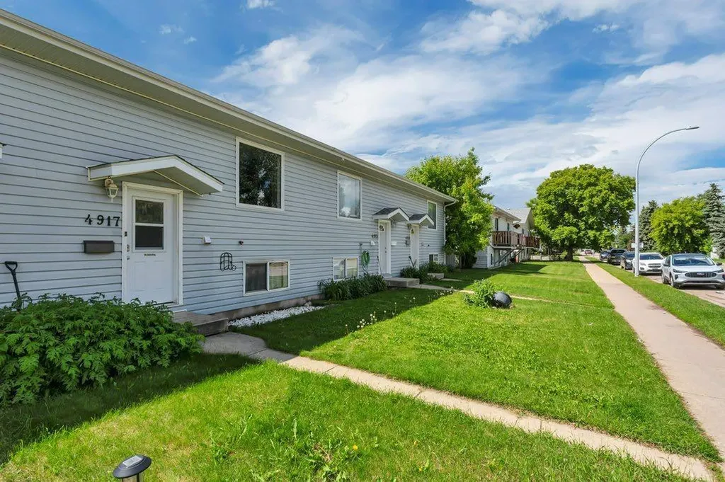 4917 Womacks Road Blackfalds AB T0M0J0
