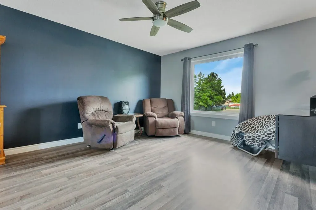 4917 Wocmacks Road Blackfalds AB T0M0J0