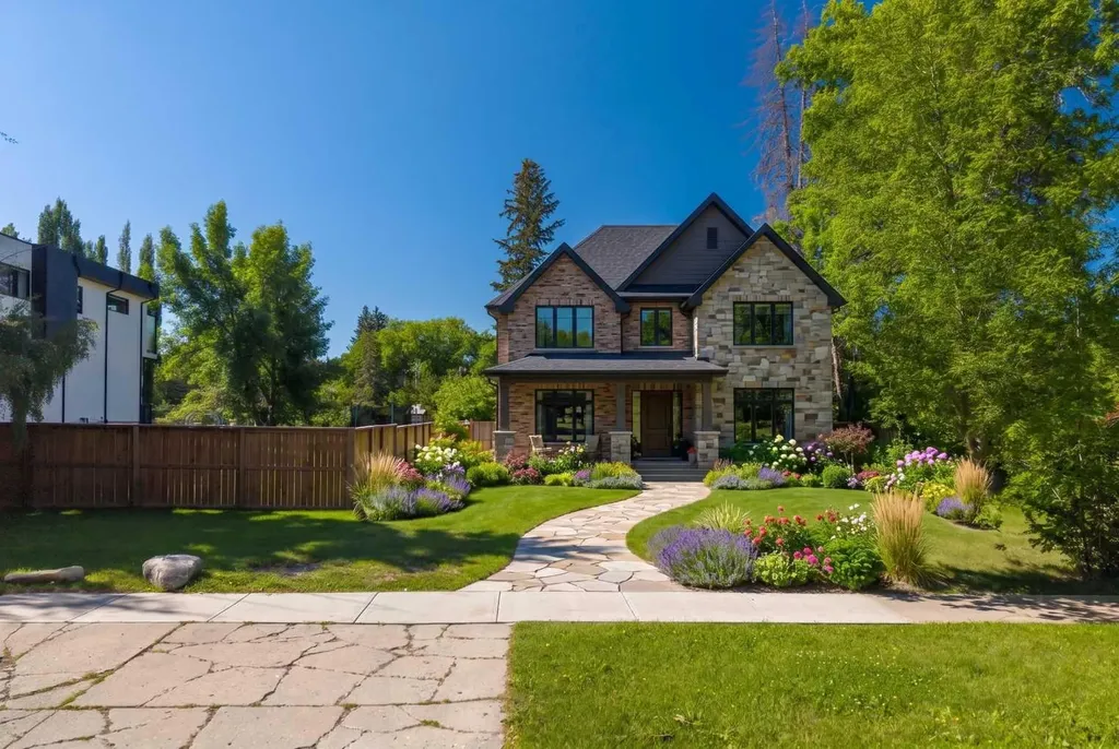 407 40 Avenue SW Calgary AB T2S 0X5