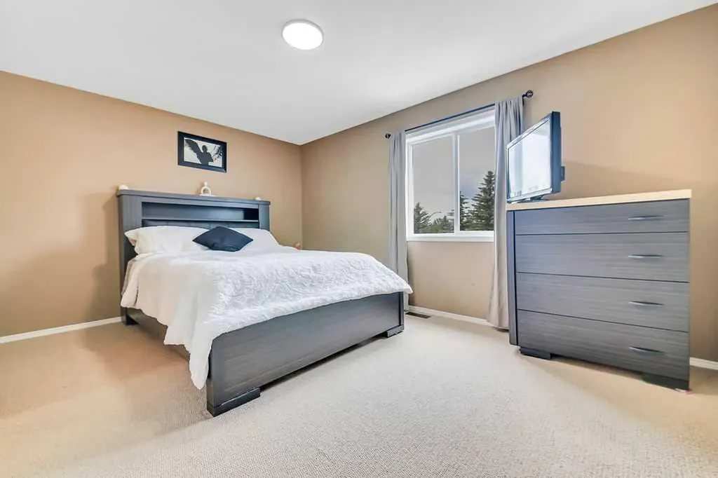 67 Durand Crescent Red Deer AB T4P 2P4