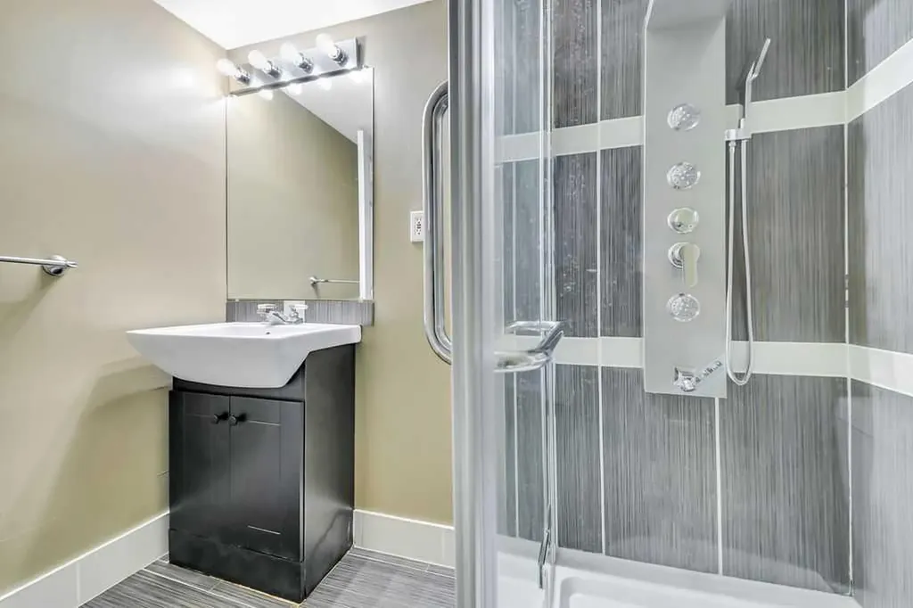 67 Durand Crescent Red Deer AB T4P 2P4