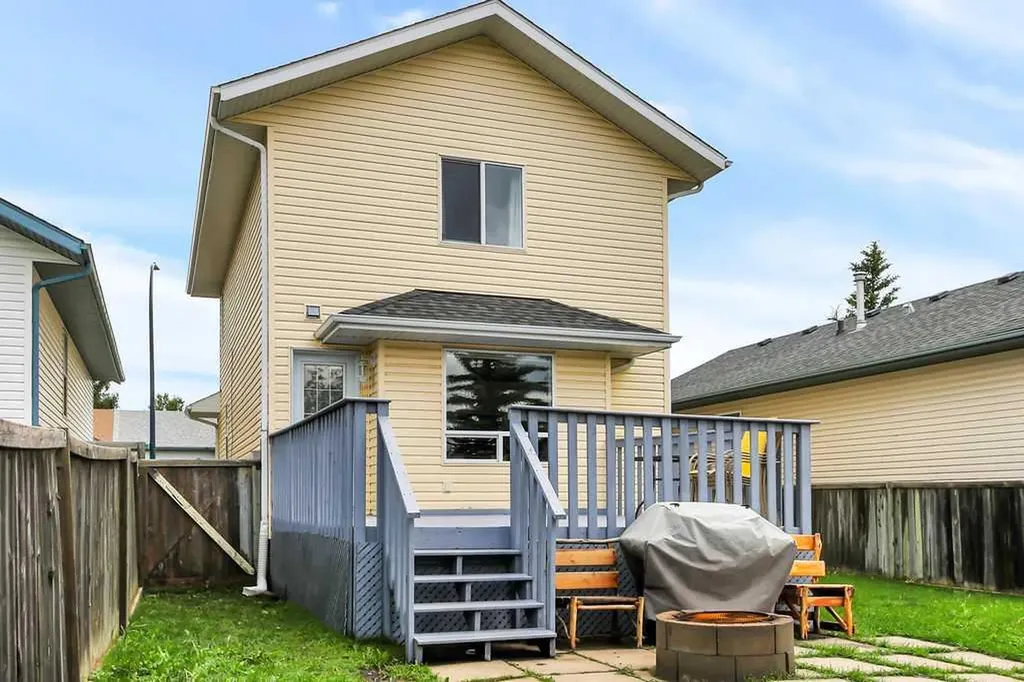 67 Durand Crescent Red Deer AB T4P 2P4