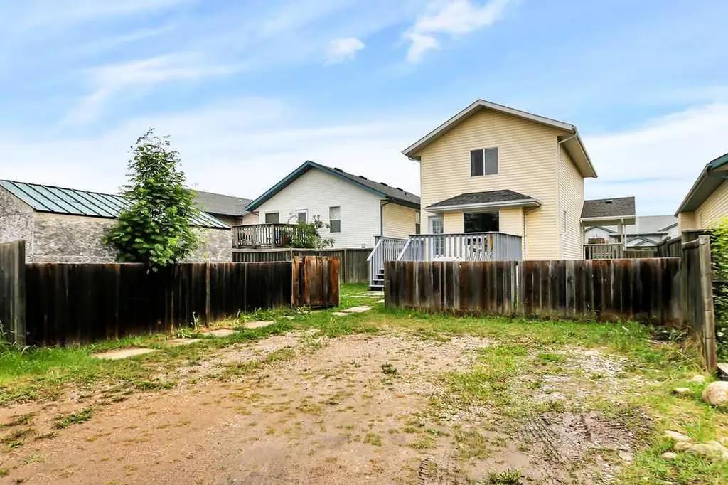 67 Durand Crescent Red Deer AB T4P 2P4