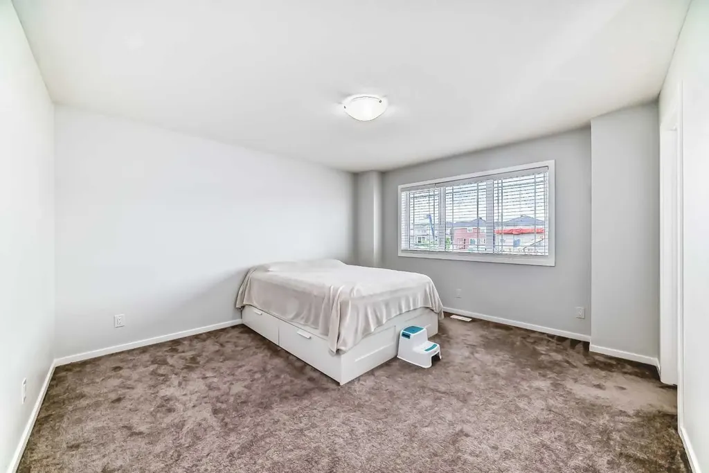 181 Yorkville Boulevard SW Calgary AB T2X 0R4