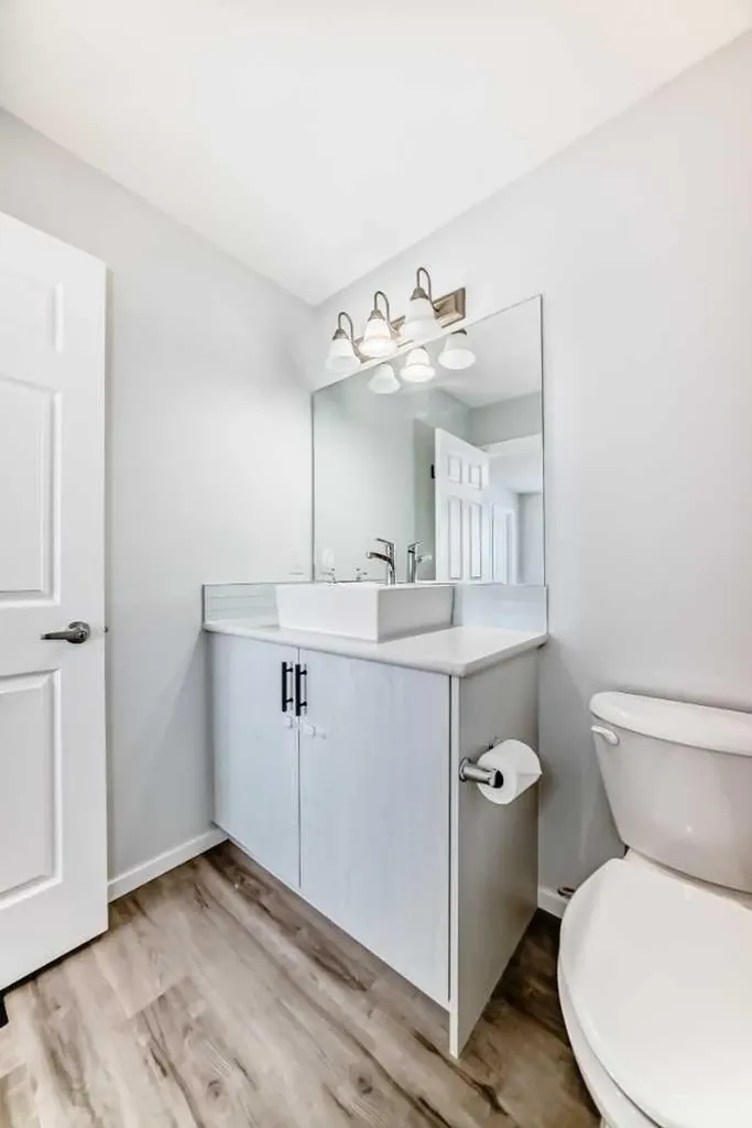 181 Yorkville Boulevard SW Calgary AB T2X 0R4