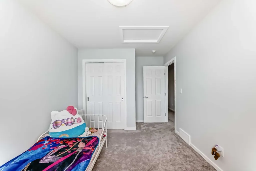 181 Yorkville Boulevard SW Calgary AB T2X 0R4