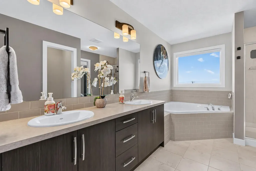 61 Hanson Lane NE Langdon AB T0J 1X1