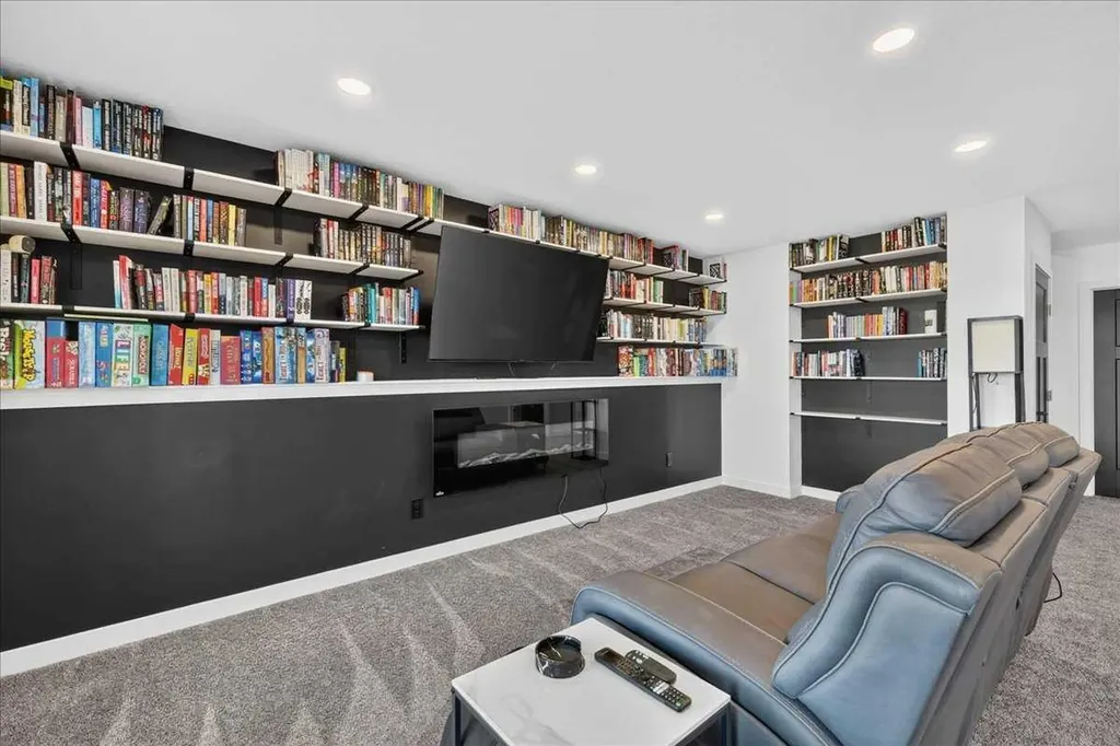 61 Hanson Lane NE Langdon AB T0J 1X1