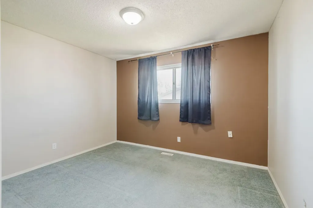 9101 100 Avenue Sexsmith AB T0H3C0