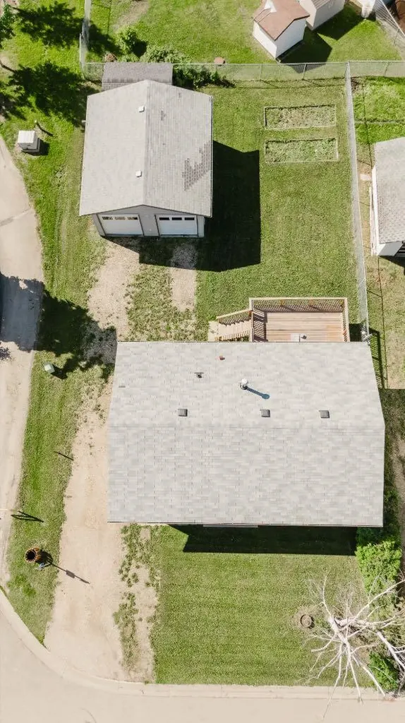 9101 100 Avenue Sexsmith AB T0H3C0