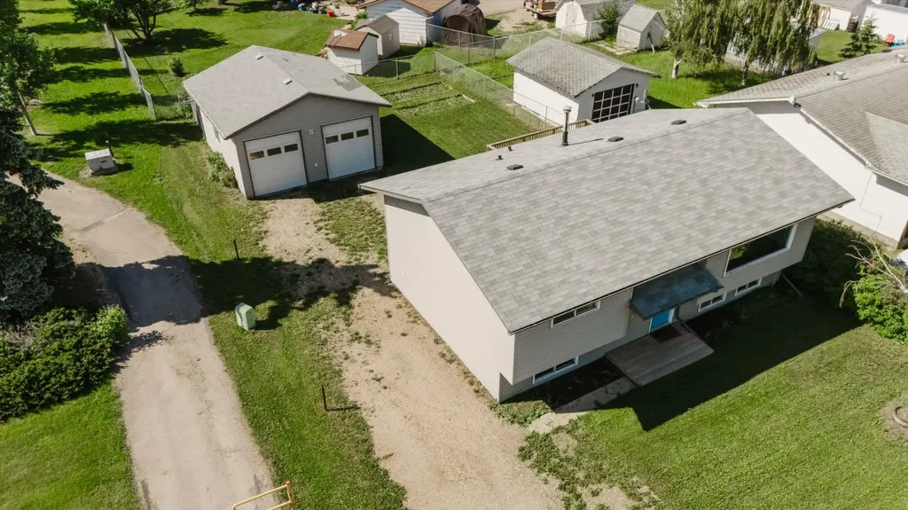 9101 100 Avenue Sexsmith AB T0H3C0