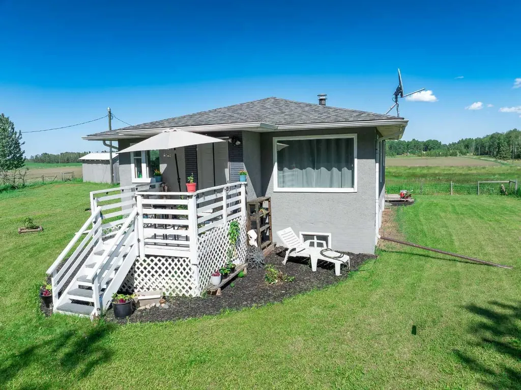 365021 Range Road 65 Caroline AB T0M 0M0