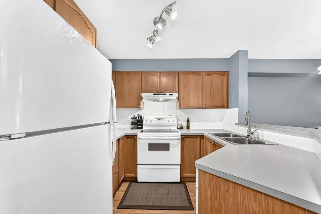950 Arbour Lake Road NW Calgary AB T3G5B3