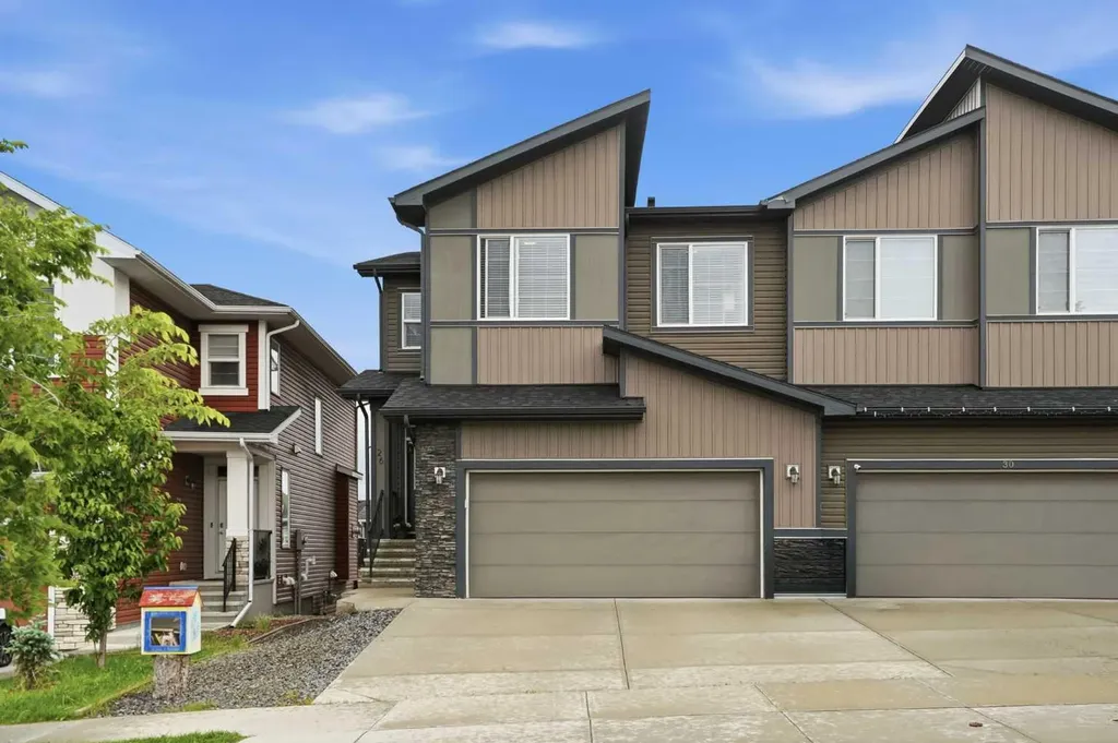 26 Crestbrook Drive SW Calgary AB T3B 6G3