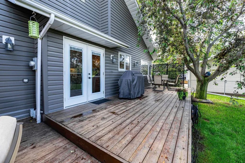 78 Dunning Crescent Red Deer AB T4R2G3