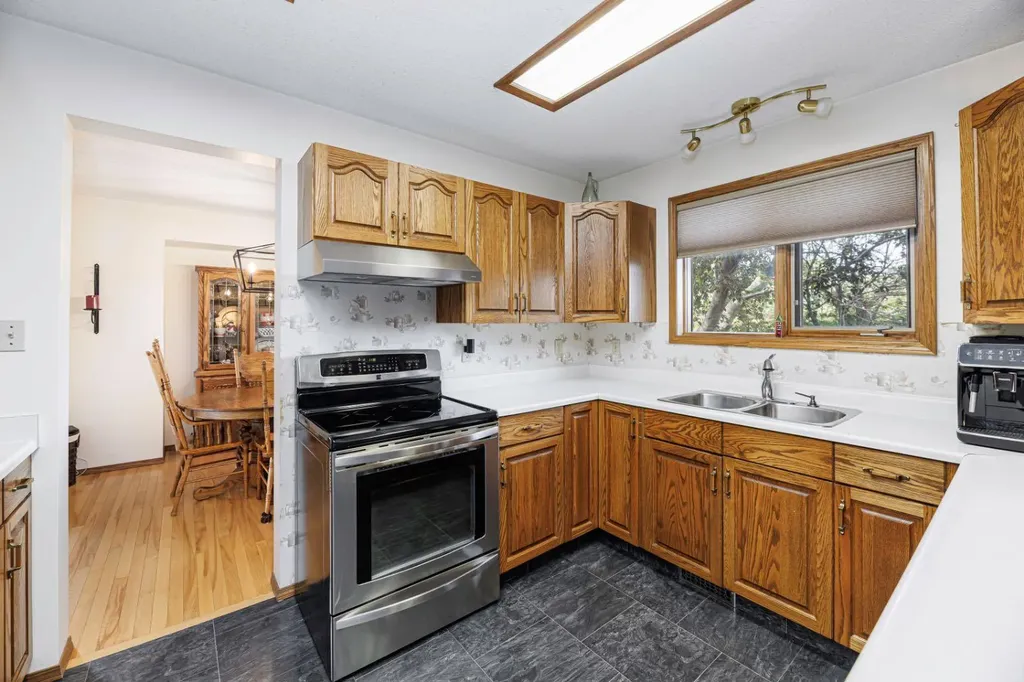 78 Dunning Crescent Red Deer AB T4R2G3