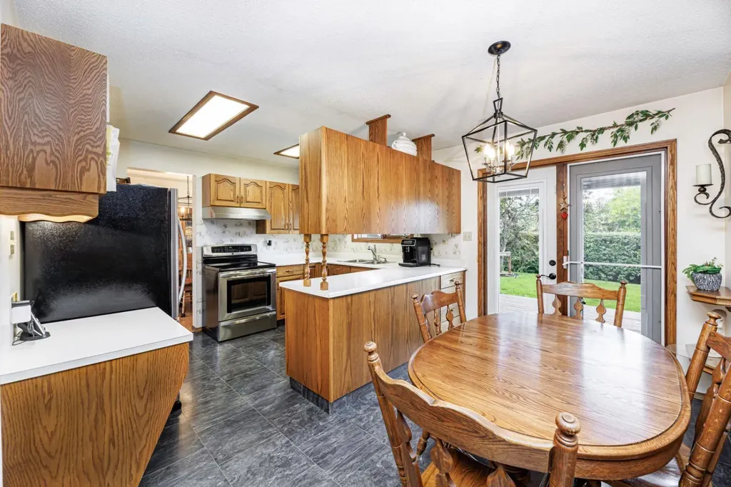 78 Dunning Crescent Red Deer AB T4R2G3