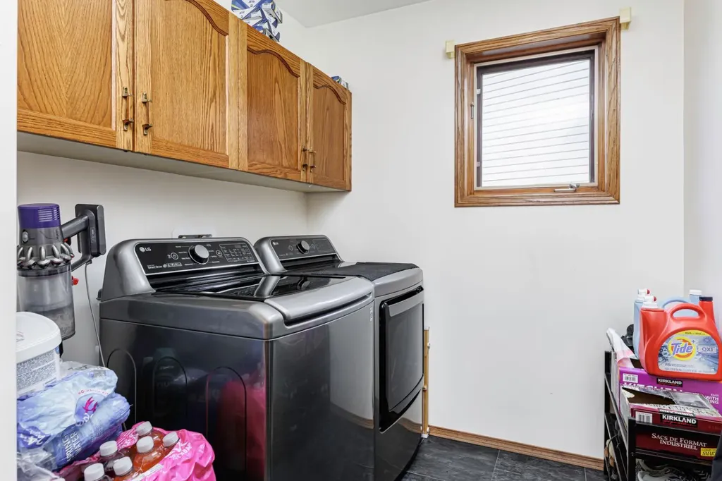 78 Dunning Crescent Red Deer AB T4R2G3
