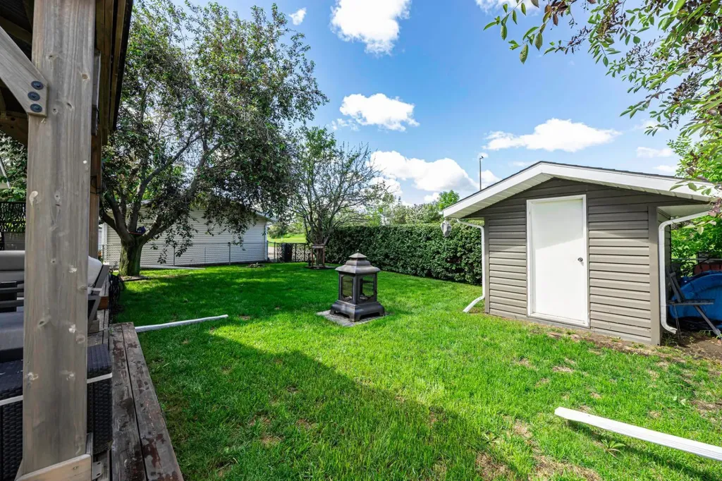 78 Dunning Crescent Red Deer AB T4R2G3