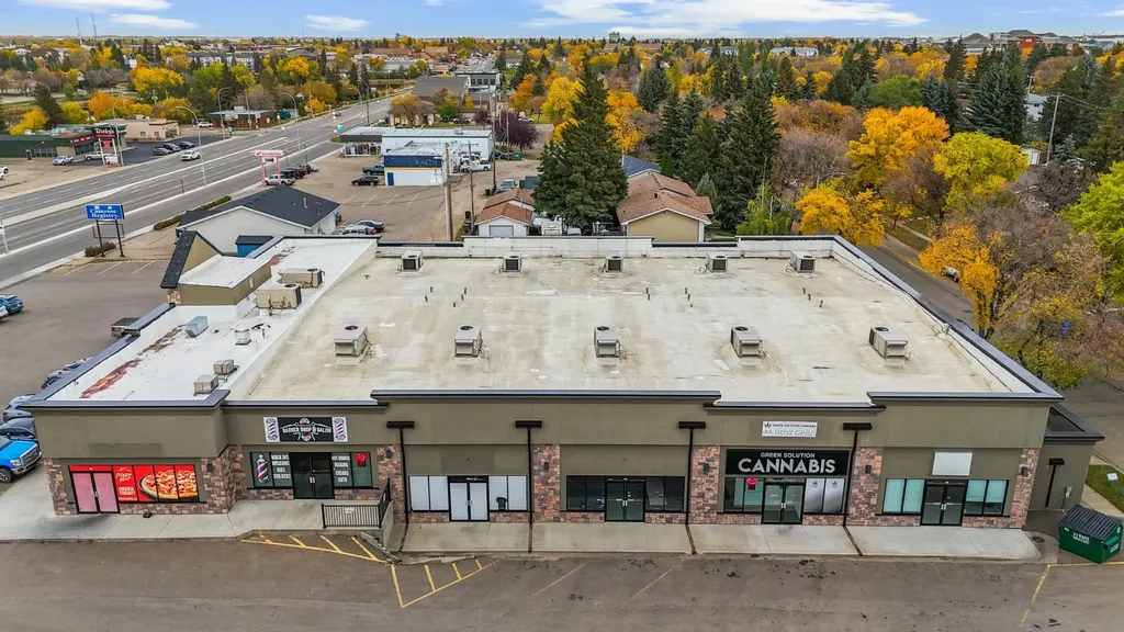 5703 48 Avenue Camrose AB T4V0J9