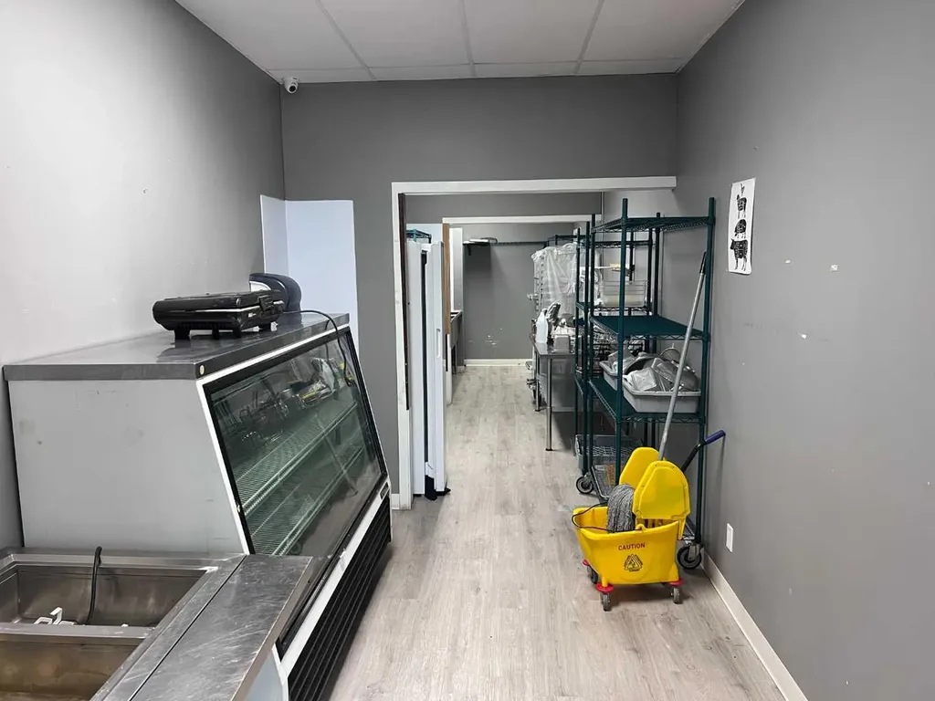 5703 48 Avenue Camrose AB T4V0J9