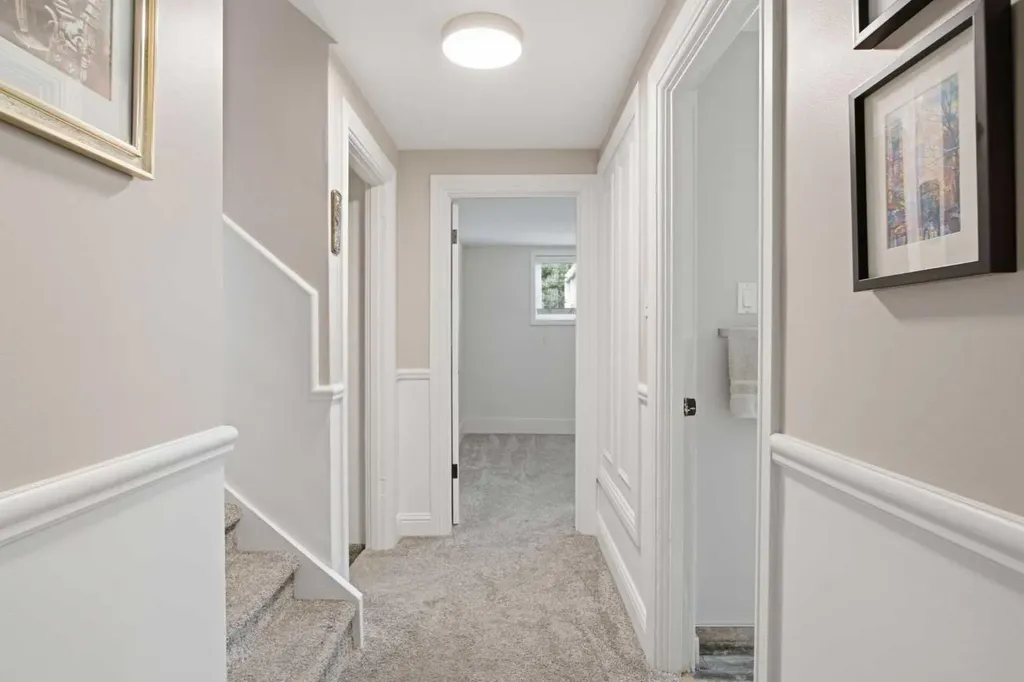 8616 Elbow Drive SW Calgary AB T2V 1K7