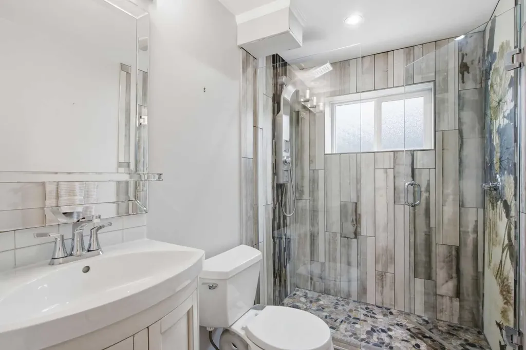 8616 Elbow Drive SW Calgary AB T2V 1K7