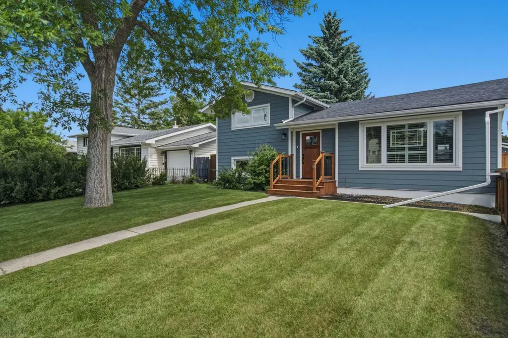 8616 Elbow Drive SW Calgary AB T2V 1K7
