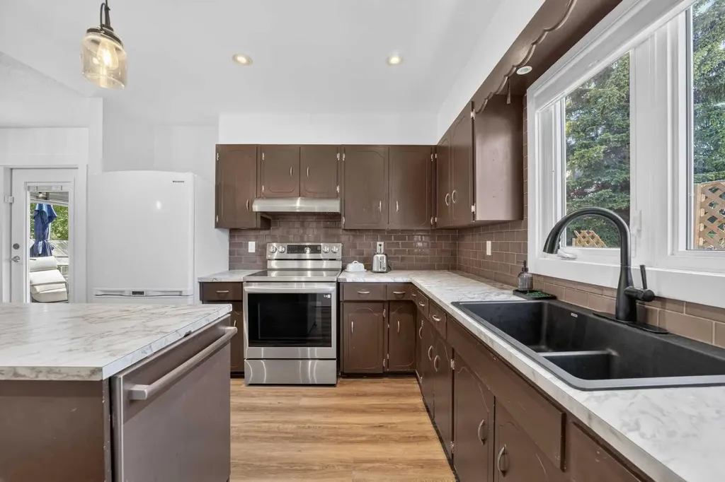 7 Westhill Drive Didsbury AB T0M 0W0