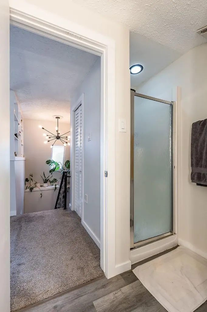 637 5 Street SE Medicine Hat AB T1A0N4