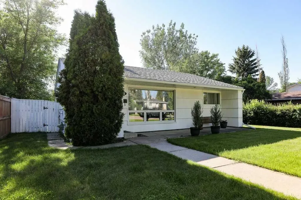 1130 12b Street S Lethbridge AB T1K1S2