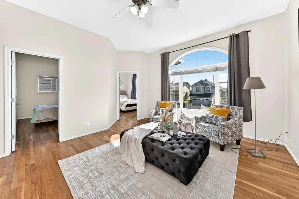 50 Royal Birch Terrace NW Calgary AB T3G 5N7