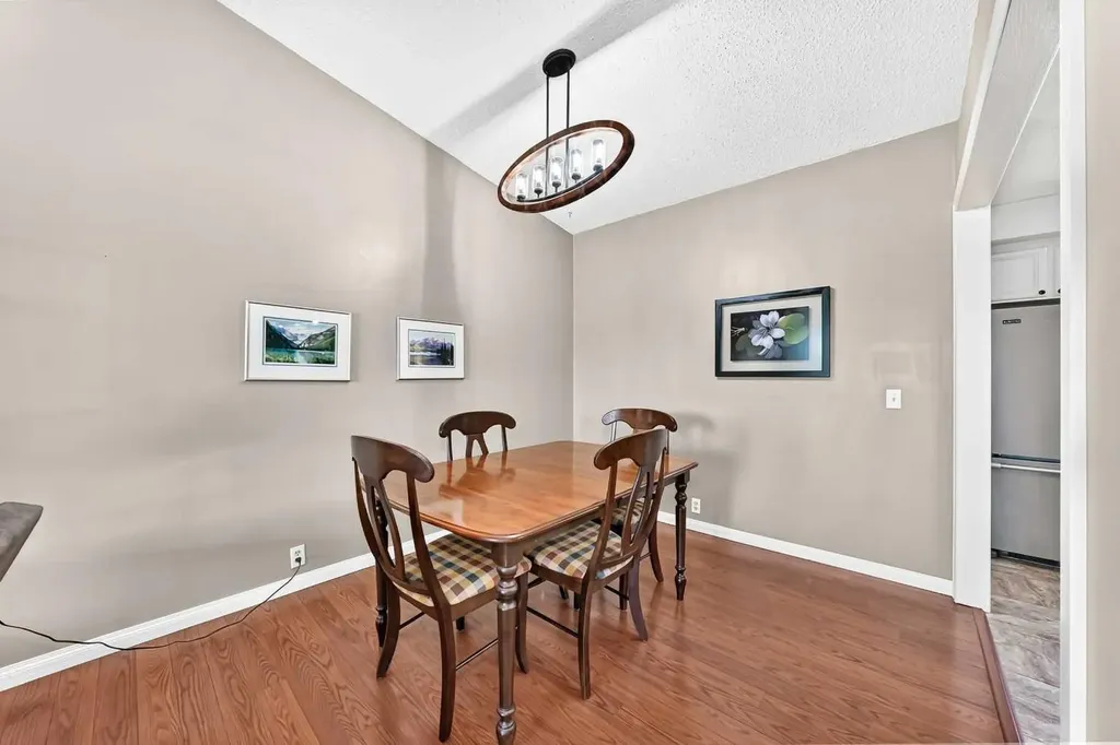 11335 Braeside Drive SW Calgary AB T2W 2V6