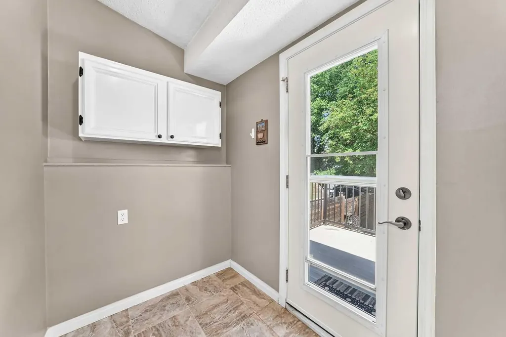 11335 Braeside Drive SW Calgary AB T2W 2V6