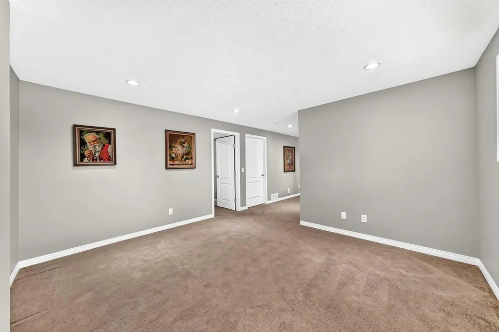 11335 Braeside Drive SW Calgary AB T2W 2V6