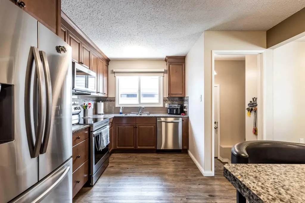222 Cameron Road SE Medicine Hat AB T1B1P2