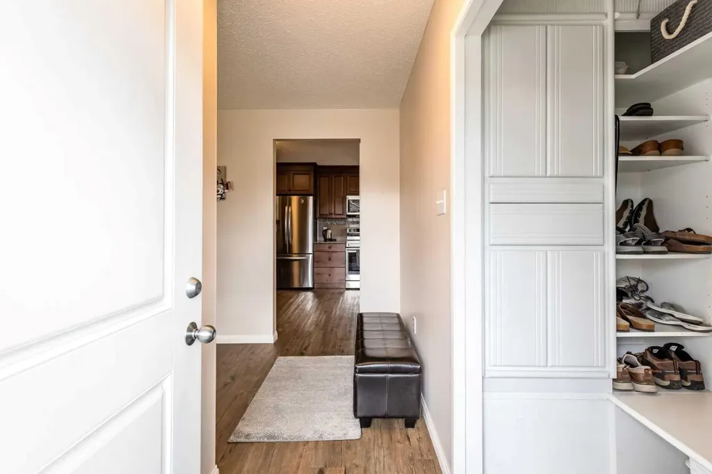 222 Cameron Road SE Medicine Hat AB T1B1P2