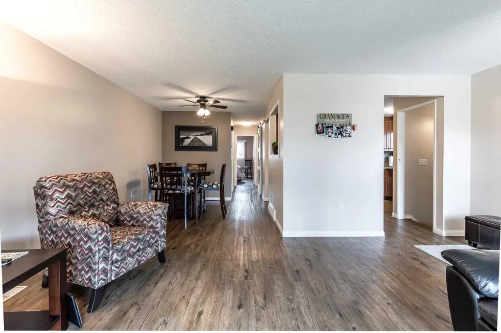 222 Cameron Road SE Medicine Hat AB T1B1P2