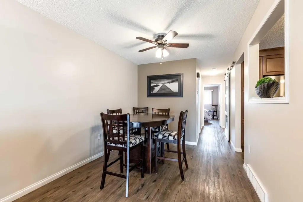222 Cameron Road SE Medicine Hat AB T1B1P2