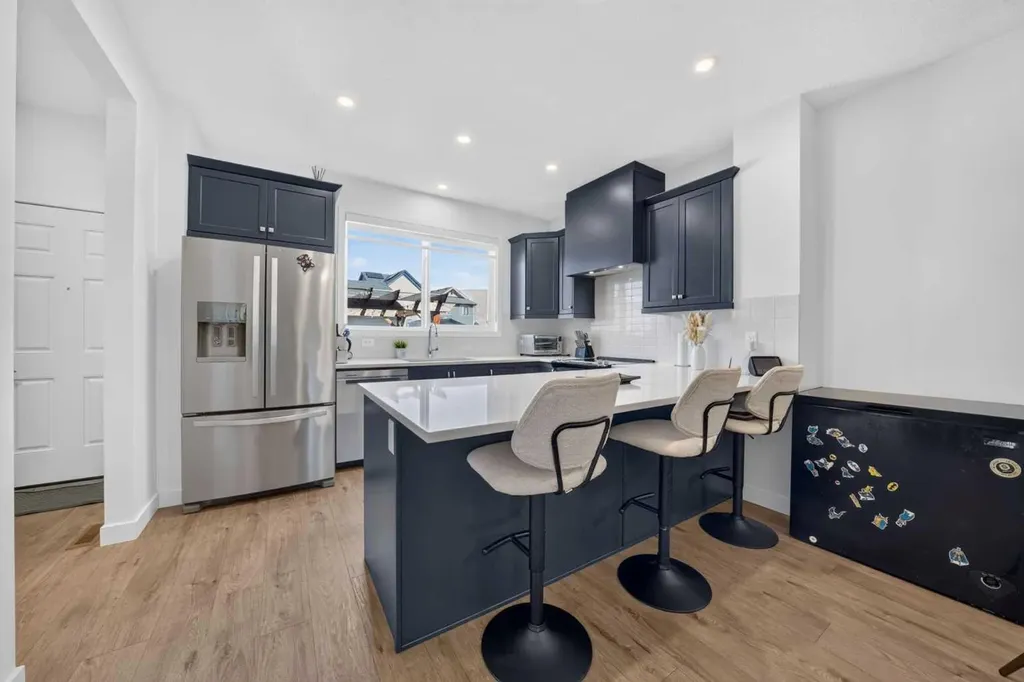 289 Magnolia Way SE Calgary AB T3M 3S5