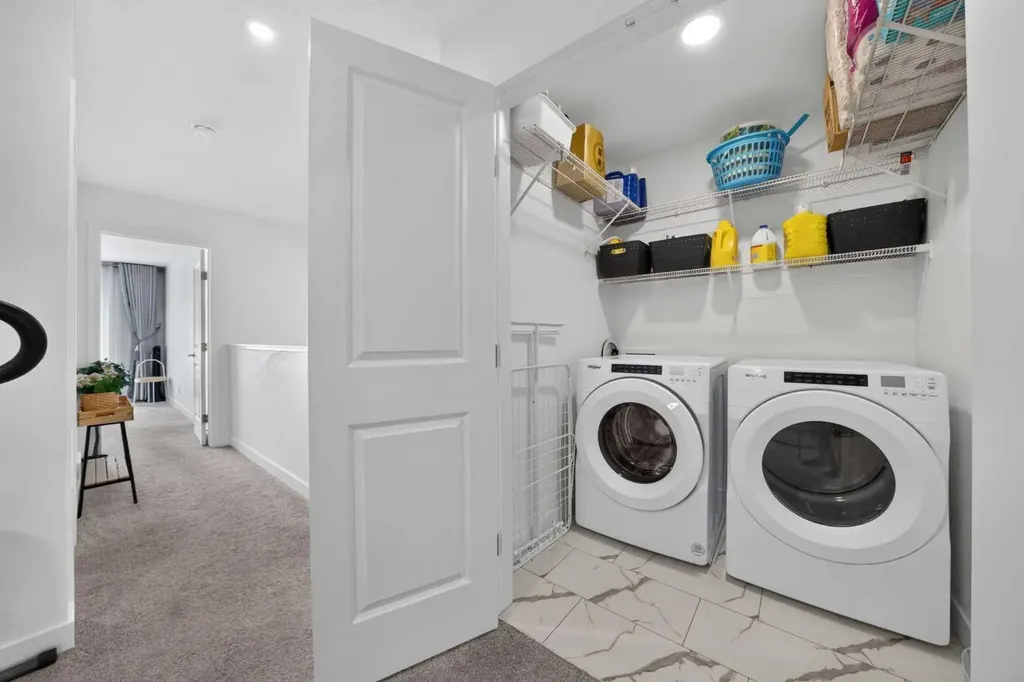 289 Magnolia Way SE Calgary AB T3M 3S5
