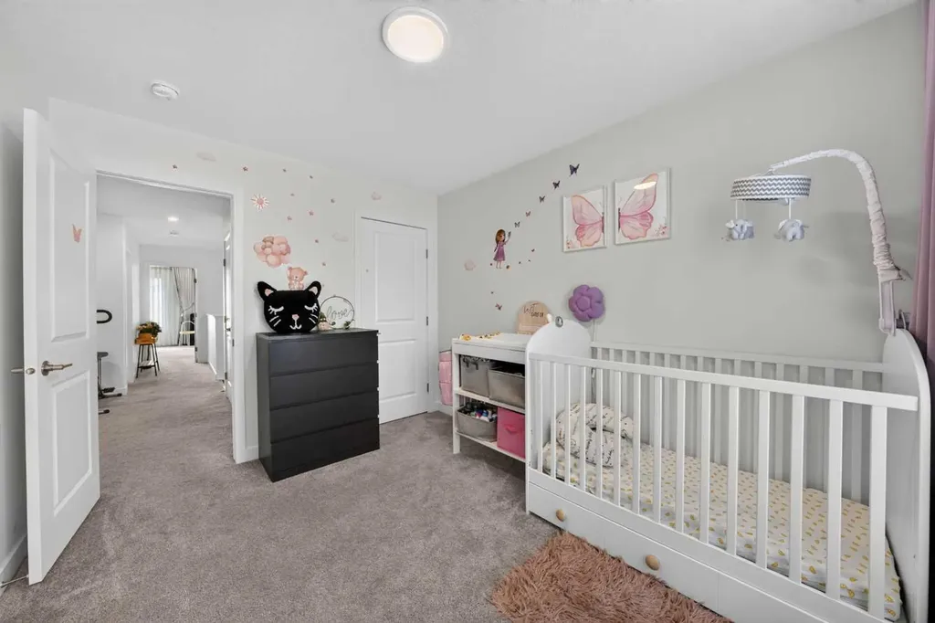 289 Magnolia Way SE Calgary AB T3M 3S5