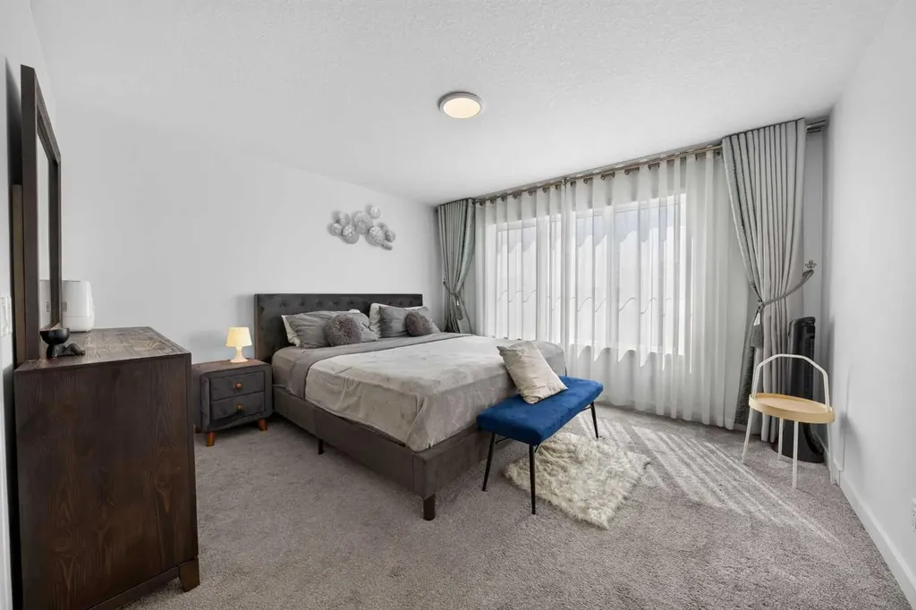 289 Magnolia Way SE Calgary AB T3M 3S5