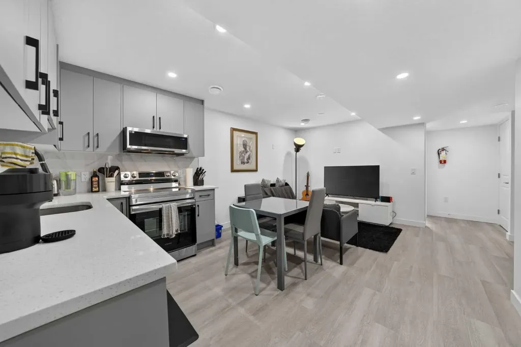 289 Magnolia Way SE Calgary AB T3M 3S5
