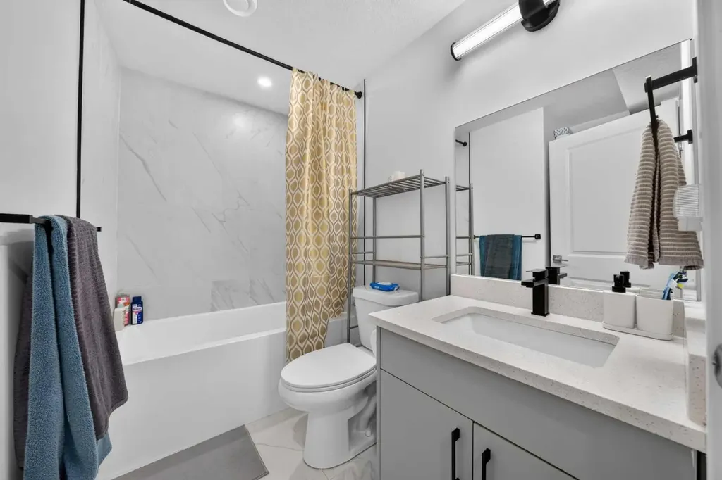 289 Magnolia Way SE Calgary AB T3M 3S5