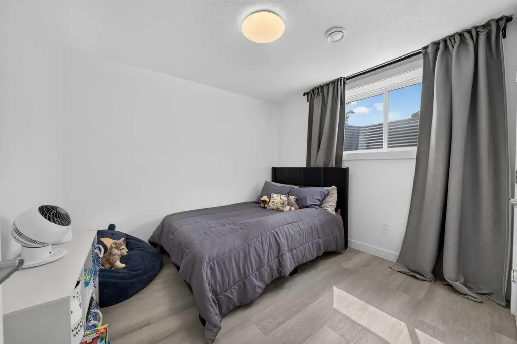289 Magnolia Way SE Calgary AB T3M 3S5